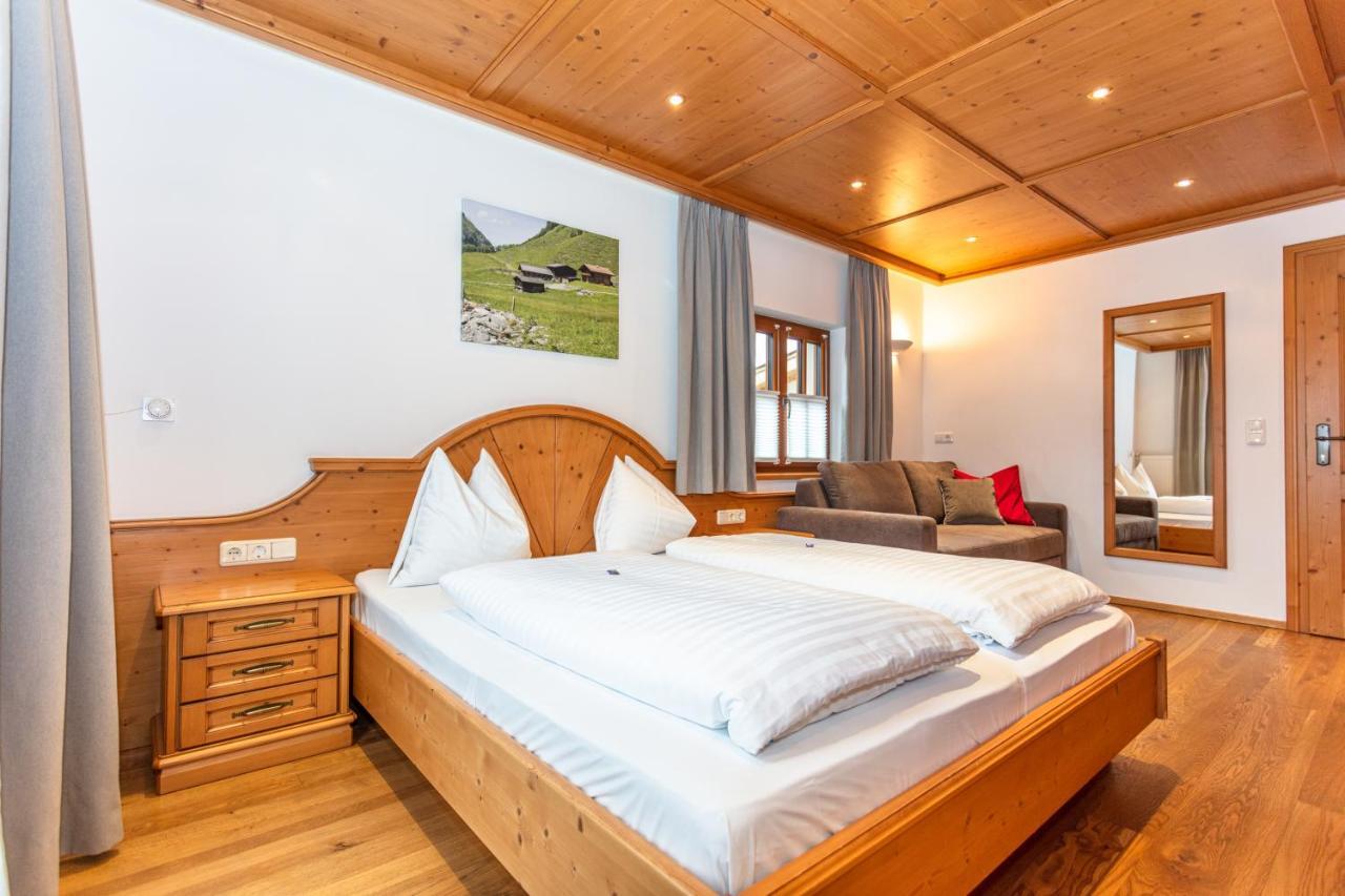 Feriengut Ottacherhof - Active Family Holiday In Central Hollersbach Холерсбах им Пинцгау Екстериор снимка